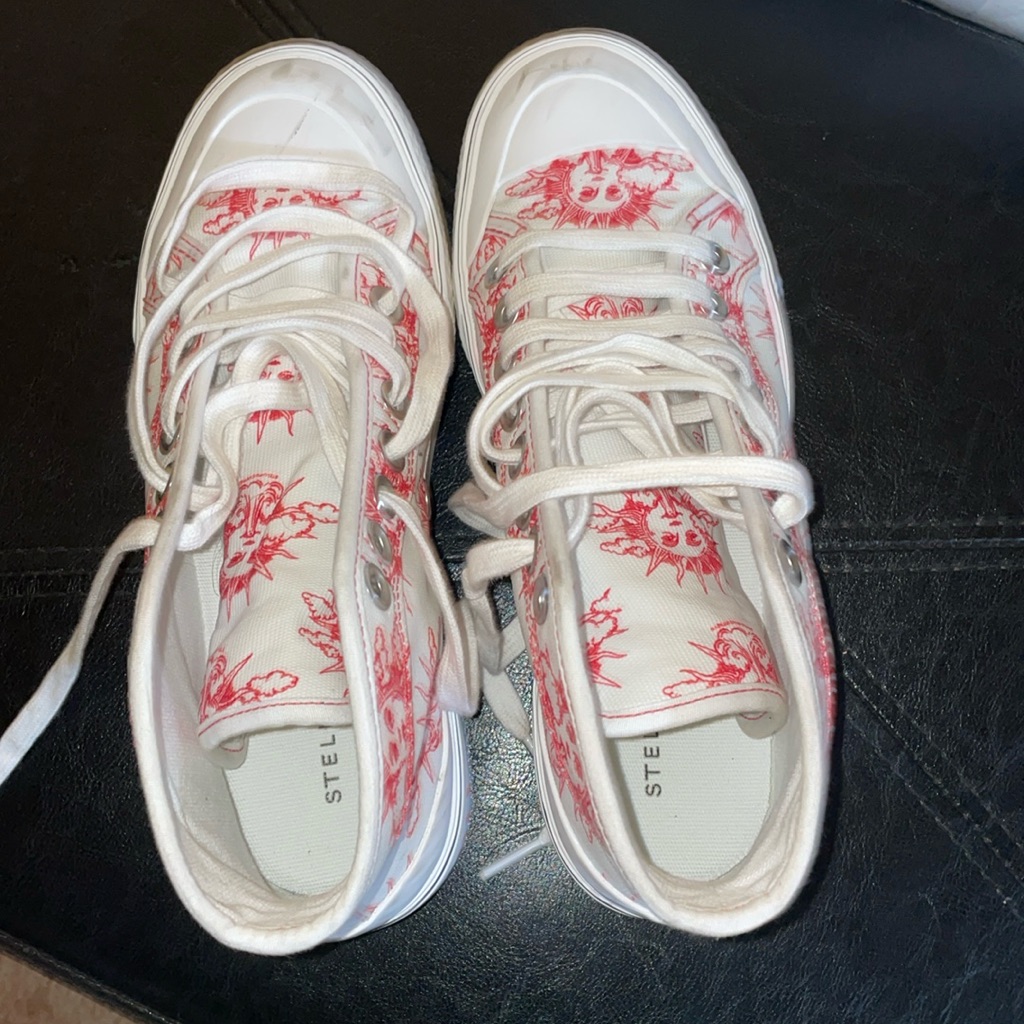 In Excellent Condition.